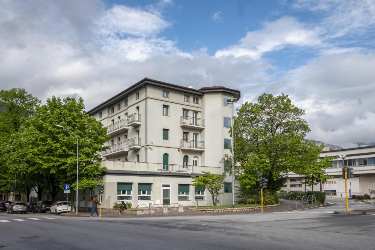 Ostello Giovane Europa Di Trento Exterior foto